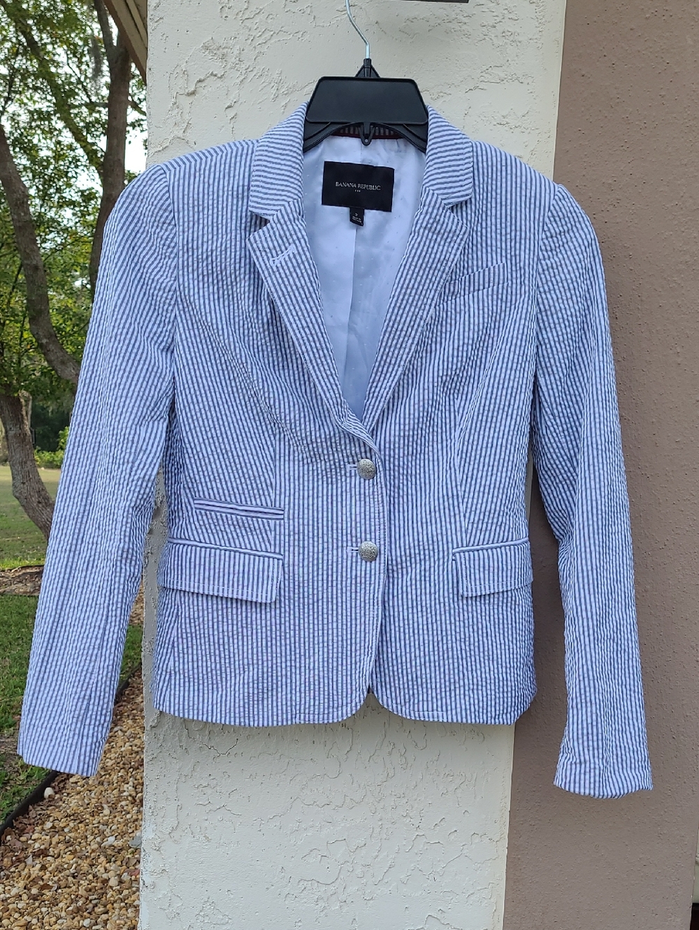 Banana Republic Blazer Seersucker Striped 2 Gray White